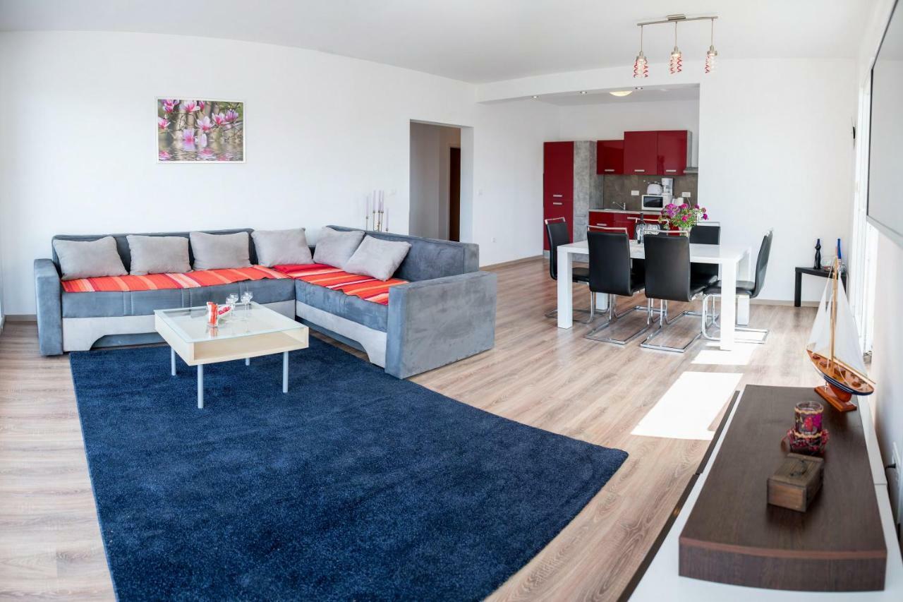 De Luxe Apartment Mediteran 2**** Затон Экстерьер фото