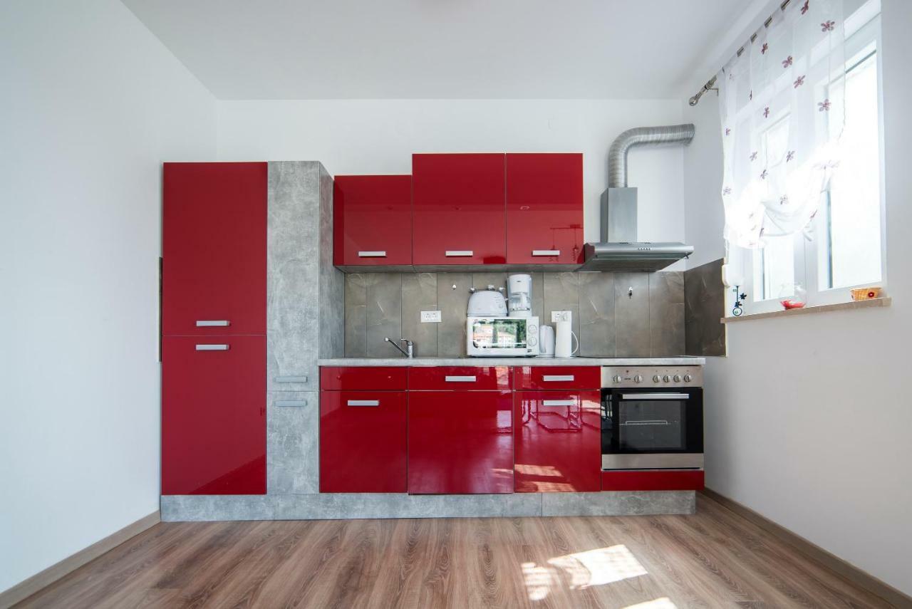 De Luxe Apartment Mediteran 2**** Затон Экстерьер фото