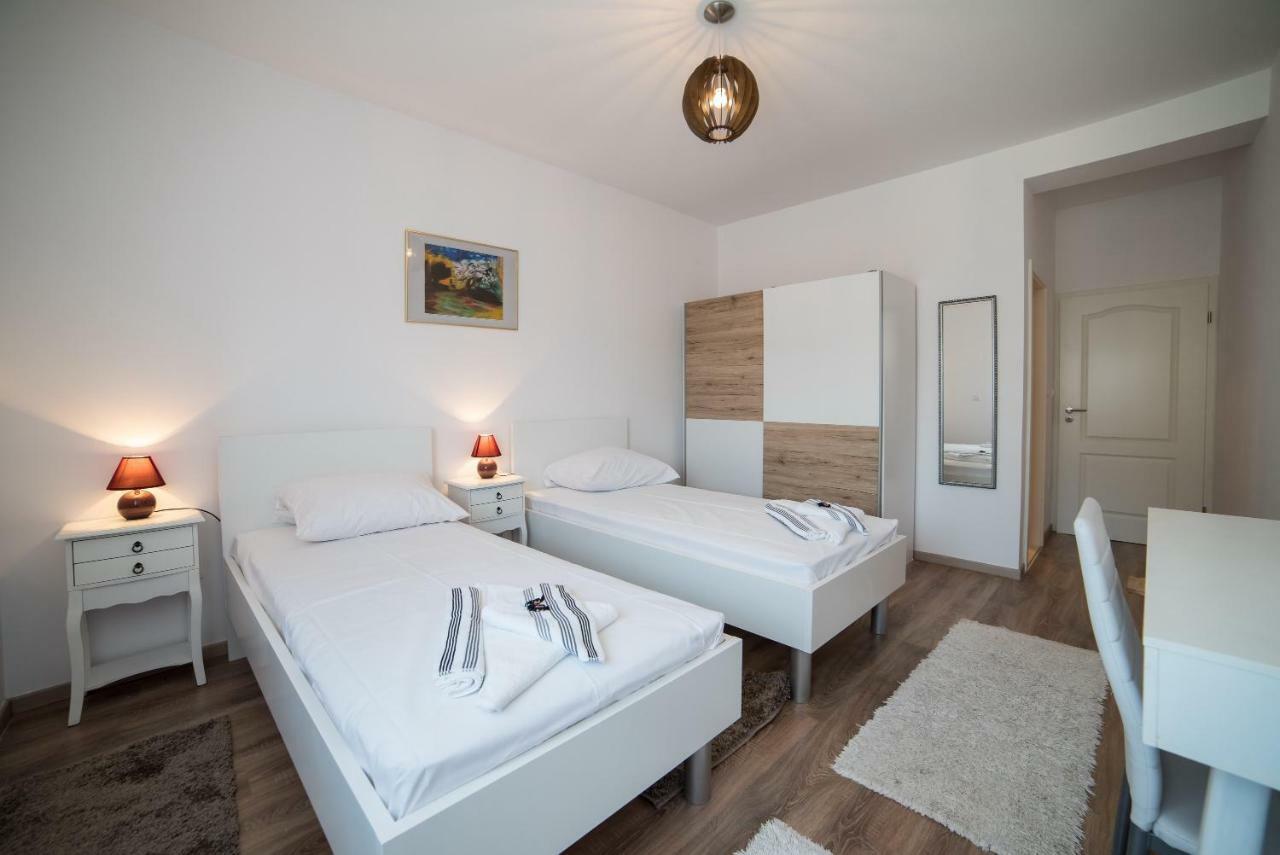 De Luxe Apartment Mediteran 2**** Затон Экстерьер фото